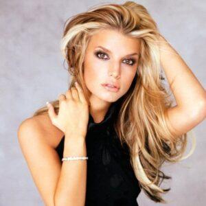 Jessica Simpson: From Pop Stardom to Entrepreneurial Empire and Empowerment